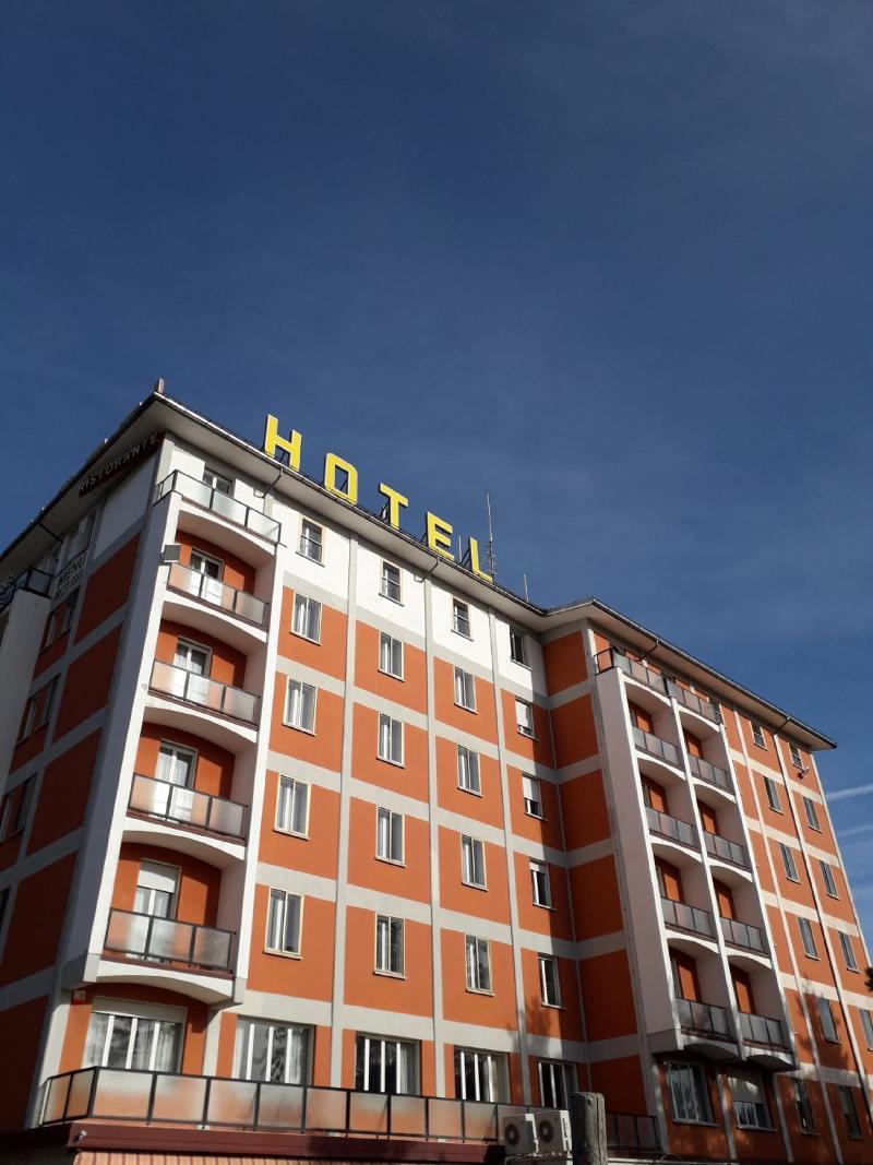 Hotel Roncobilaccio Roncobillaccio Exterior foto